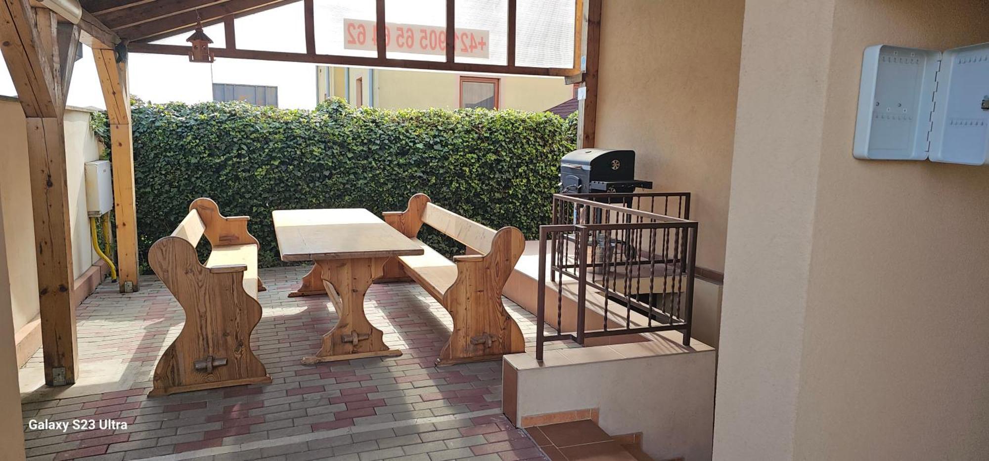 Apartmanovy Dom Flora Veľký Meder Exterior foto